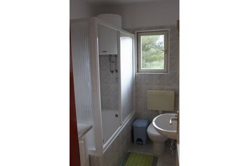 Chorwacja Privát Sveti Filip i Jakov, Zewnątrz